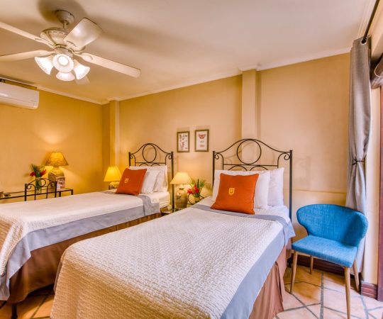 Hotel-Los-Robles-Managua-habitaciones-3