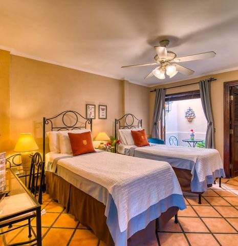 Elegante habitacion superior twin en Hotel Los Robles